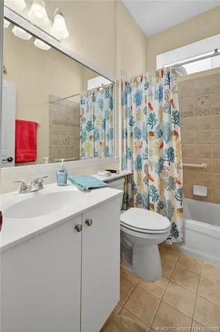 548 NE Canoe Park Circle Port St Lucie FL 34983