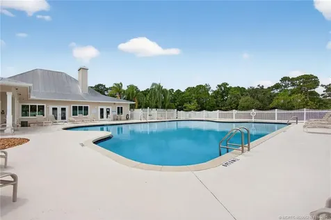 548 NE Canoe Park Circle Port St Lucie FL 34983