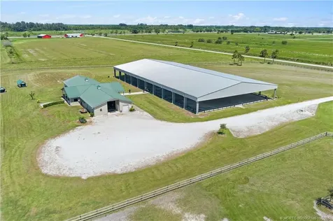 13700 SW Groveside Drive Indiantown FL 34956