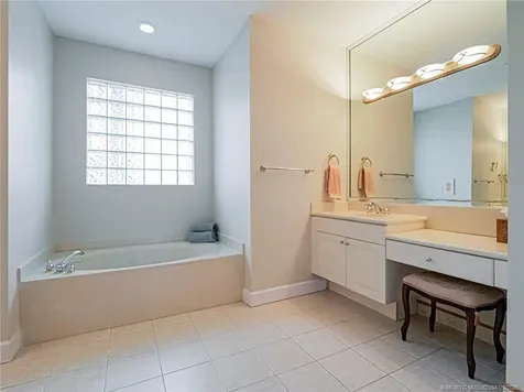 446 NW Brookville Court Port St Lucie FL 34986