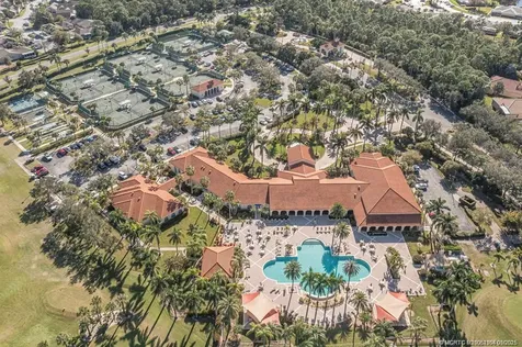 446 NW Brookville Court Port St Lucie FL 34986