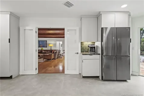 1001 S 11th Street Fort Pierce FL 34950