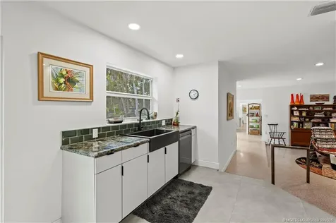 1001 S 11th Street Fort Pierce FL 34950