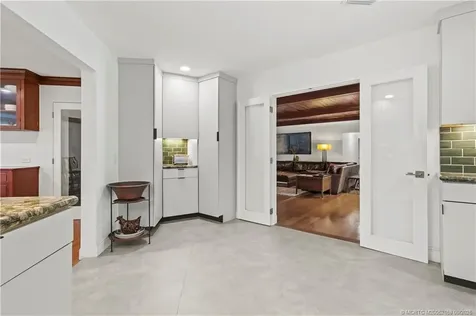 1001 S 11th Street Fort Pierce FL 34950