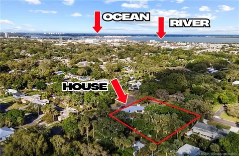 1001 S 11th Street Fort Pierce FL 34950