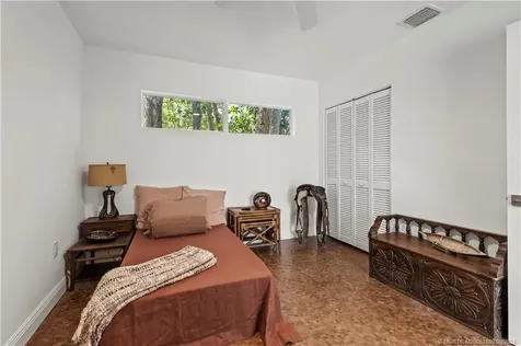 1001 S 11th Street Fort Pierce FL 34950