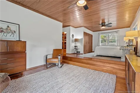 1001 S 11th Street Fort Pierce FL 34950