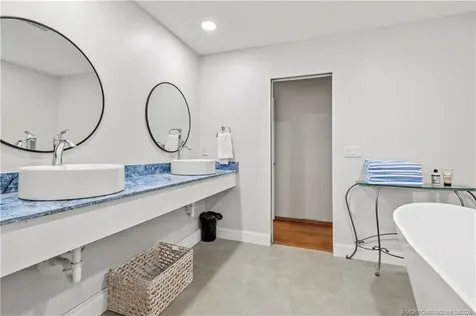 1001 S 11th Street Fort Pierce FL 34950