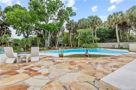 1001 S 11th Street Fort Pierce FL 34950