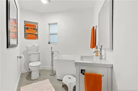 1001 S 11th Street Fort Pierce FL 34950