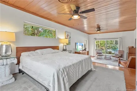 1001 S 11th Street Fort Pierce FL 34950