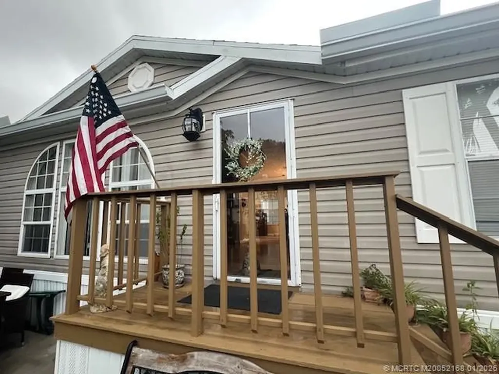 2401 NW 21st Terrace Boynton Beach FL 33436