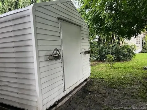 2401 NW 21st Terrace Boynton Beach FL 33436