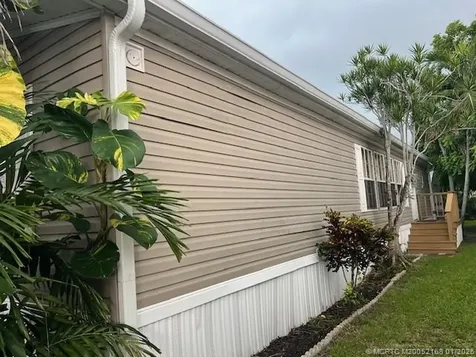 2401 NW 21st Terrace Boynton Beach FL 33436