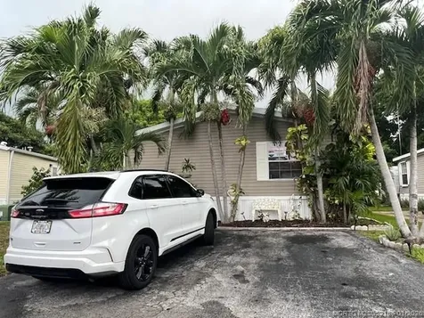 2401 NW 21st Terrace Boynton Beach FL 33436