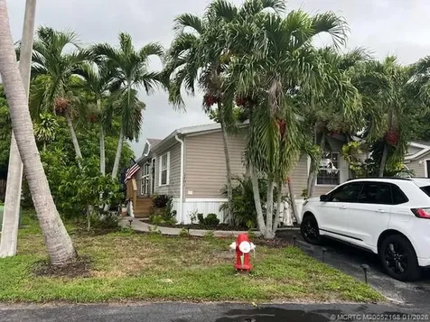 2401 NW 21st Terrace Boynton Beach FL 33436