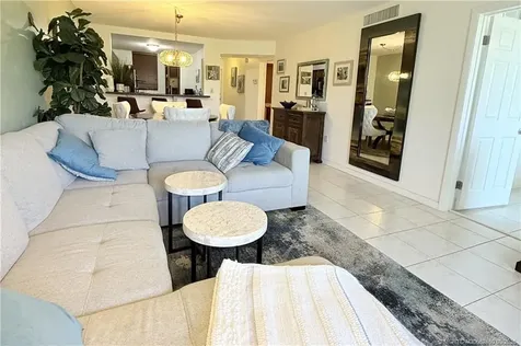 9940 S Ocean Drive Hutchinson Island FL 34957