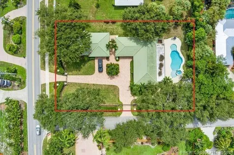 2164 SE Saint Lucie Boulevard Stuart FL 34996