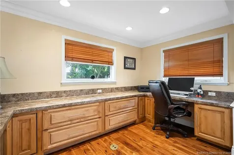 2164 SE Saint Lucie Boulevard Stuart FL 34996