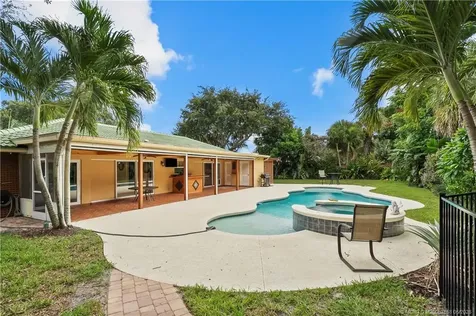 2164 SE Saint Lucie Boulevard Stuart FL 34996