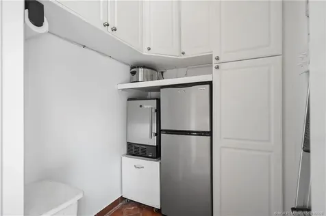 2164 SE Saint Lucie Boulevard Stuart FL 34996