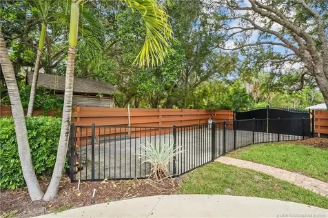 2164 SE Saint Lucie Boulevard Stuart FL 34996