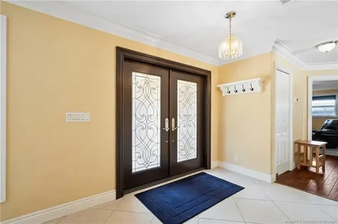 2164 SE Saint Lucie Boulevard Stuart FL 34996