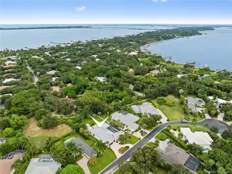 2694 NE Sewalls Landing Way Jensen Beach FL 34957