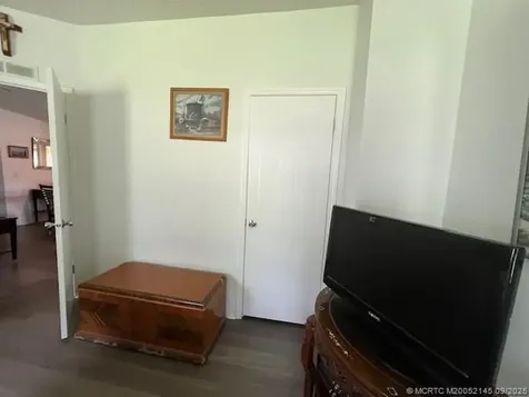 4221 72nd Street N West Palm Beach FL 33404