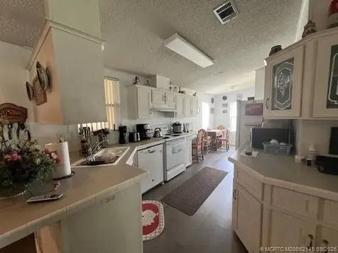 4221 72nd Street N West Palm Beach FL 33404