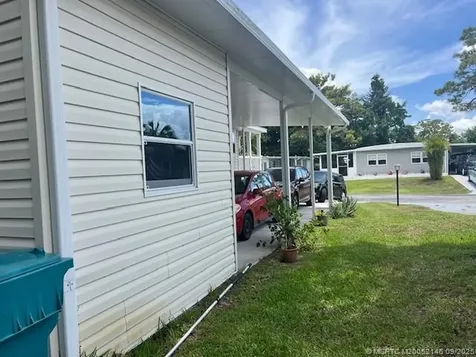 4241 Royal Manor Boulevard Boynton Beach FL 33436