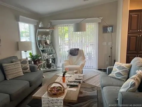 4241 Royal Manor Boulevard Boynton Beach FL 33436