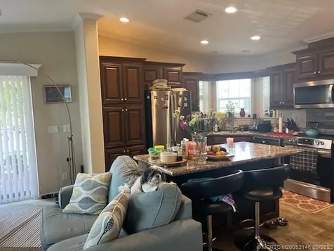 4241 Royal Manor Boulevard Boynton Beach FL 33436