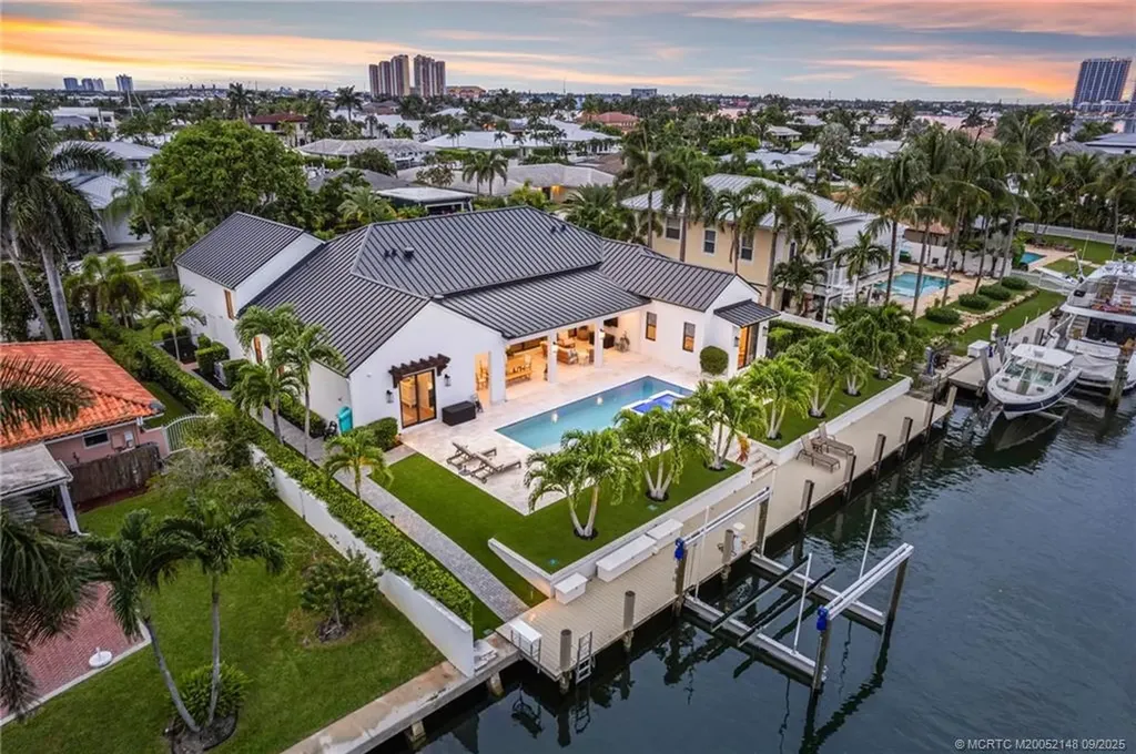 1110 Fairview Lane Riviera Beach FL 33404