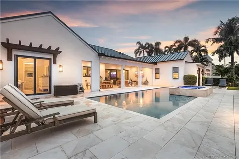 1110 Fairview Lane Riviera Beach FL 33404