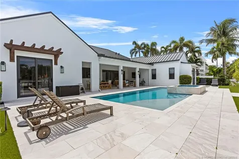 1110 Fairview Lane Riviera Beach FL 33404