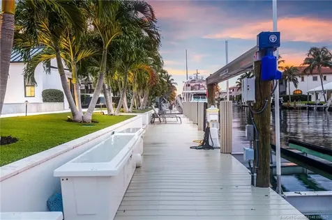 1110 Fairview Lane Riviera Beach FL 33404