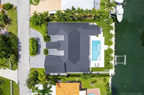 1110 Fairview Lane Riviera Beach FL 33404