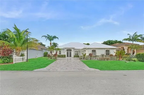 439 NW Sunflower Place Jensen Beach FL 34957