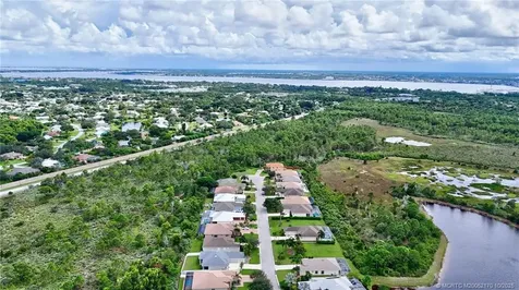 439 NW Sunflower Place Jensen Beach FL 34957