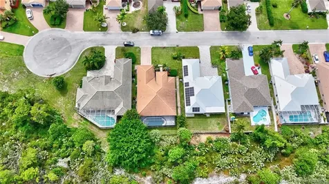 439 NW Sunflower Place Jensen Beach FL 34957
