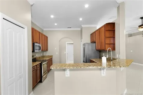 439 NW Sunflower Place Jensen Beach FL 34957