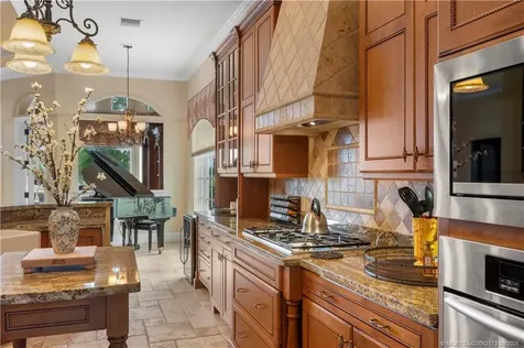 130 SE Bella Strano Port St Lucie FL 34984