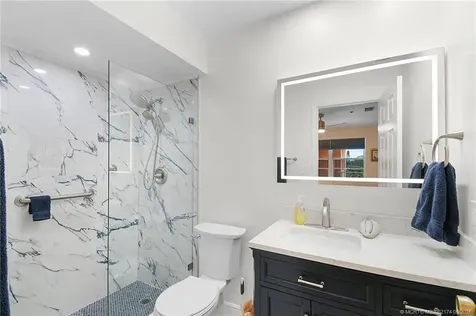 2950 SE Ocean Boulevard Stuart FL 34996