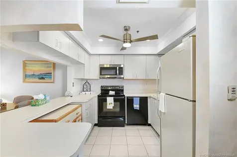 2950 SE Ocean Boulevard Stuart FL 34996