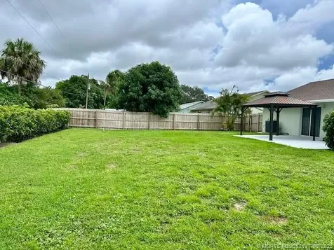 1219 SW Bellevue Avenue Port St Lucie FL 34953