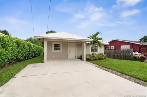 5030 SE Ebbtide Avenue Stuart FL 34997