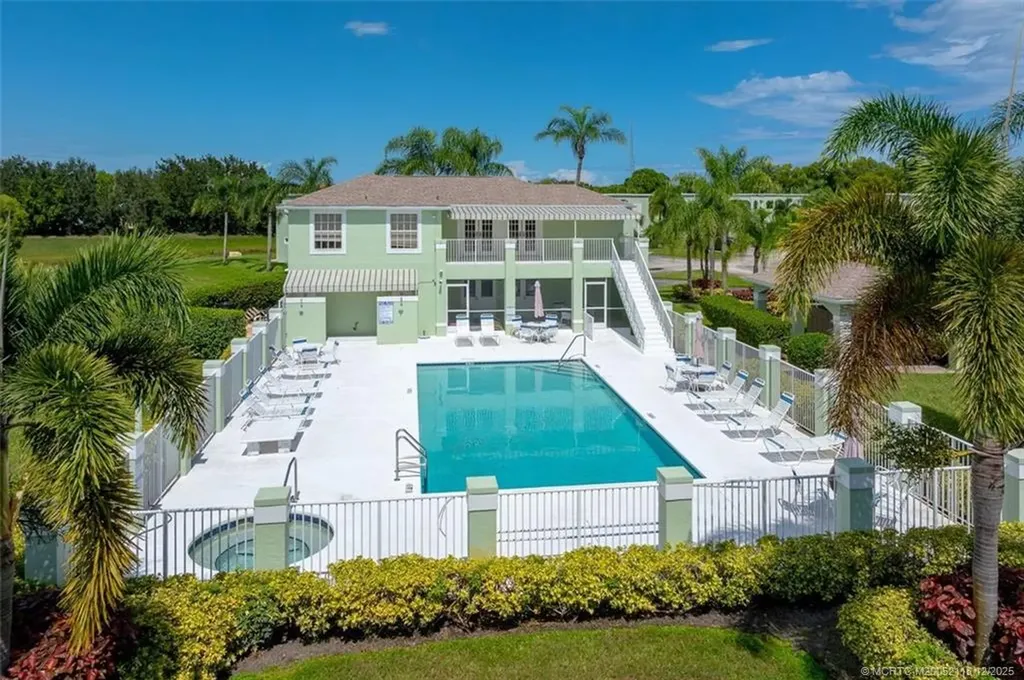 2109 SE Wild Meadow Circle Port St Lucie FL 34952