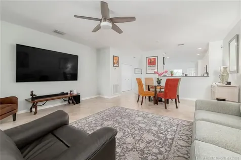 2109 SE Wild Meadow Circle Port St Lucie FL 34952