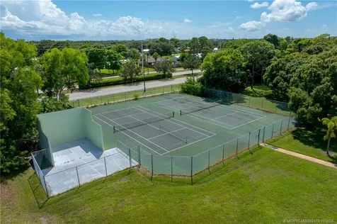 2109 SE Wild Meadow Circle Port St Lucie FL 34952